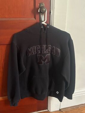 Michigan Embroidered Hooded Sweatshirt - Black